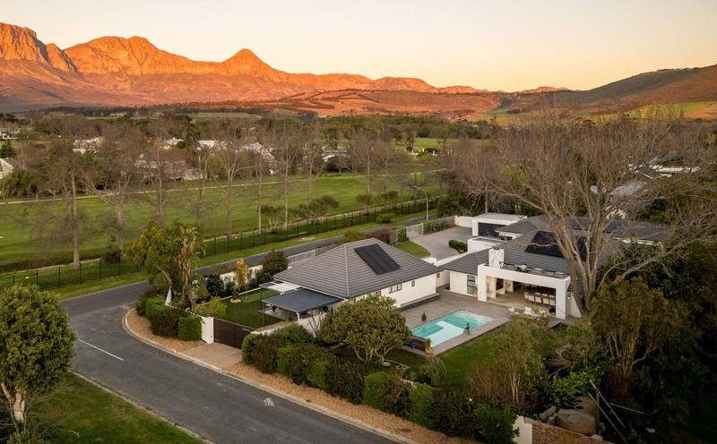 8 Bedroom Property for Sale in Somerset West Western Cape